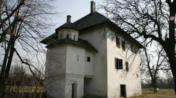 Cum vor fi salvate cele mai frumoase cule din Oltenia