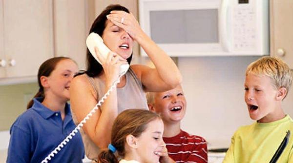 Când soțul este stresat, soția se îngrașă. Și invers