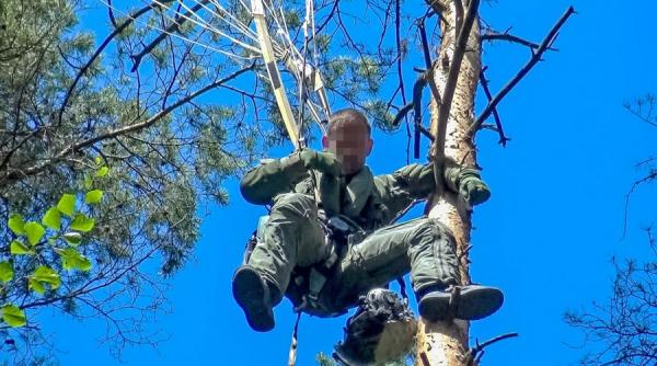 Două avioane Eurofighter s-au ciocnit în aer. Doar un pilot a supraviețuit