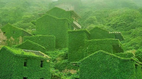 Locuri abandonate, pe cât de fascinante, pe atât de înfricoșătoare FOTO