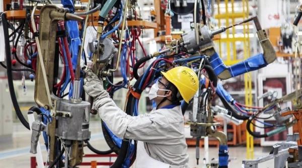 China măreşte numărul sectoarelor economice deschise investiţiilor străine 