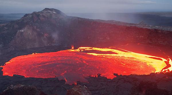 O descoperire fantastică. Un lac, altfel decât altele