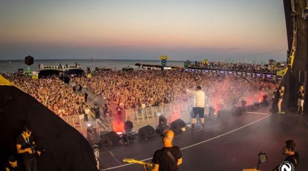 Salvatore Gannacci. Cum s-au ascultat manele la festivalul de fițe Nerversea