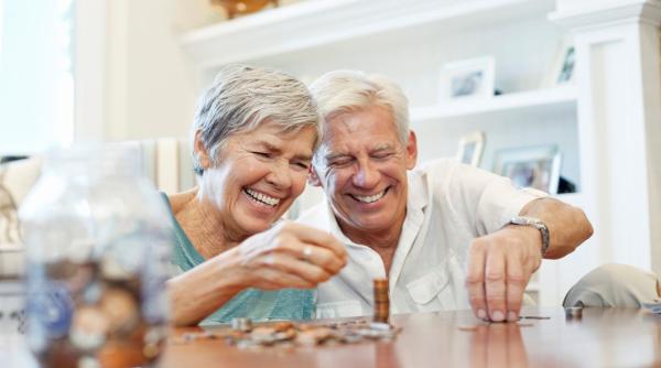 Pensie pentru părinți. Parlamentul renunță la Legea recunoștinței