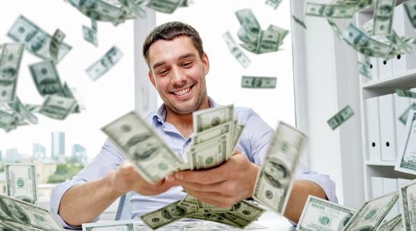 Semn de criză? A scăzut numărul super-bogaților lumii