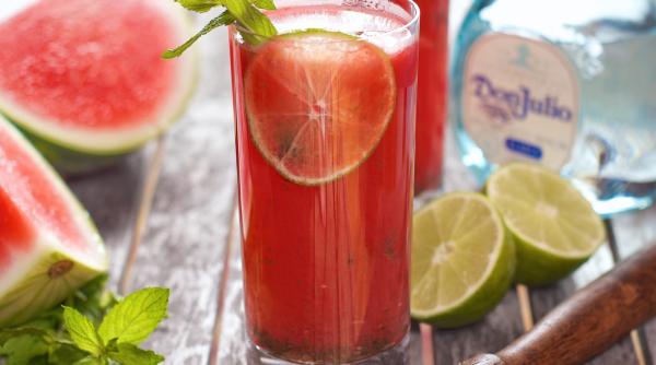 Cocktail de sezon, un mix între pepene verde și tequila