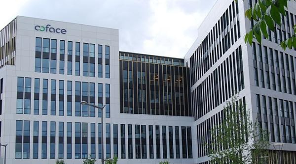 Apollo Global Management LLC vizează preluarea Coface