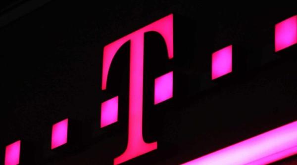 Angajații Telekom se pregătesc de proteste de stradă