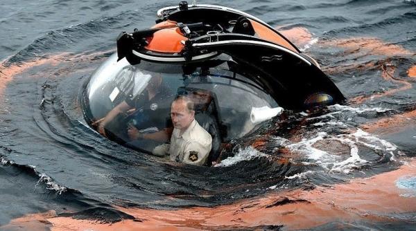 Vladimir Putin s-a dus la fund! A coborât în adâncuri VIDEO