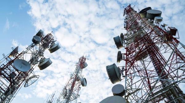 Fuziune de 26 miliarde dolari pe piața telecomunicațiilor. Cine sunt protagoniștii 