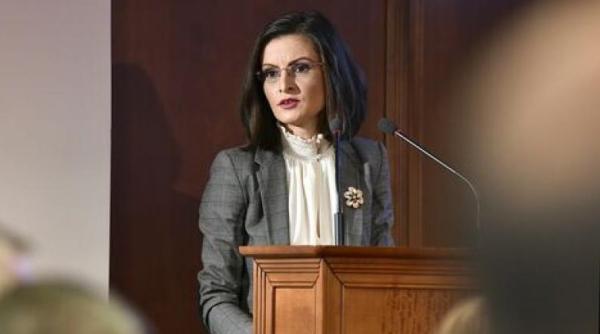 Gabriela Băncilă, interviu la DC News. Cum va fi vremea în concediul tău - video