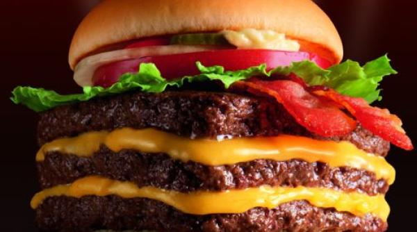 McDonalds vrea să deschidă restaurant lângă monumentele Romei. Italienii se opun