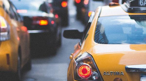 Serviciu car-sharing eGo, cu flotă exclusiv electrică, se extinde