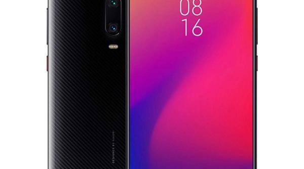 Un supertelefon se lansează în România. E mai ieftin ca Samsung