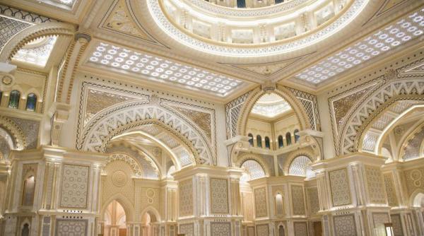 Palatul din ”1001 și una de nopți” din Abu Dhabi  GALERIE FOTO