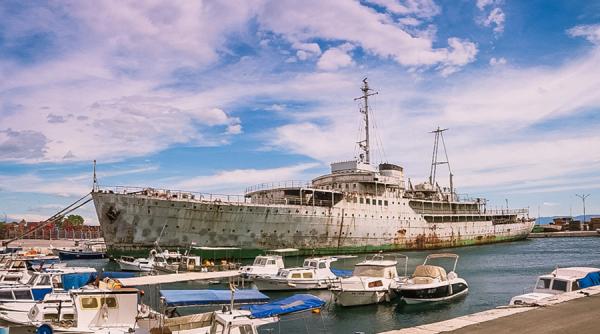 Turiștii occidentali, fascinați de vestigiile comuniste Galerie foto