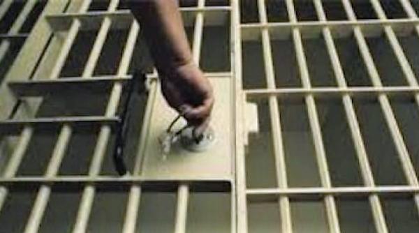 Recompense morale și materiale pentru polițiștii din penitenciare