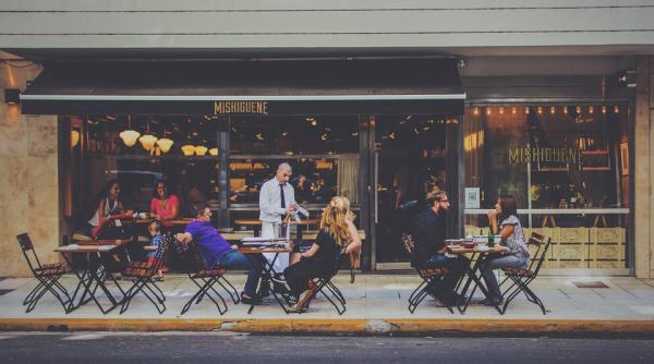 Generația care renunță la băuturile alcoolice