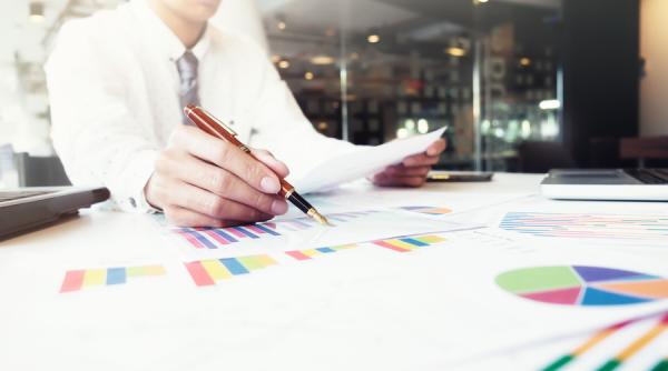 Burse. Tendințe optimiste în pofida neliniștii politice