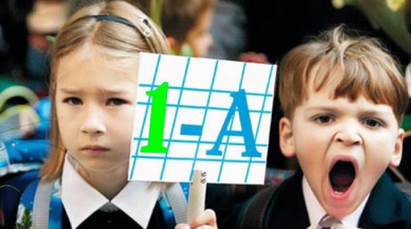 Cadou de la ASF pentru elevii din clasele I. Ce vor primi