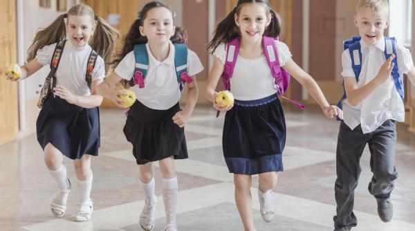 Burse școlare 2019-2020. Până la ce sume pot urca