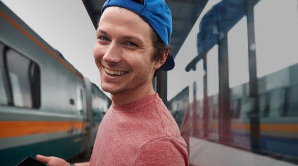 Facilități pentru studenții români care studiază în străinătate