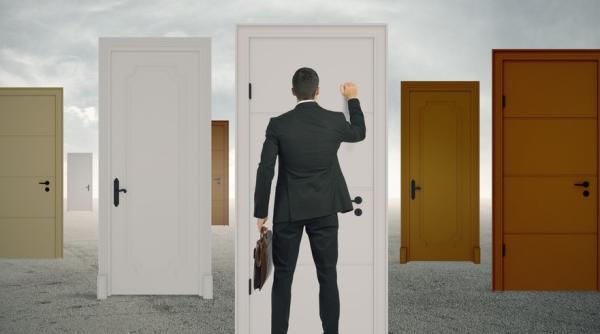 Feriți-vă de clientul misterios! Noua lege a turismului nu iartă pe nimeni