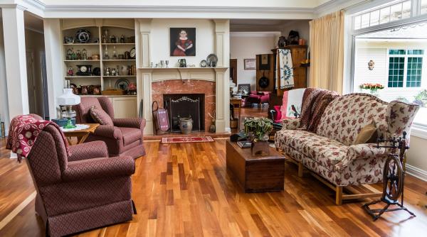 Mobila românească face furori în Dubai