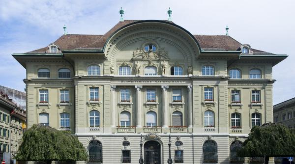 Băncile au făcut anunțul. Concedieri masive în perioada următoare