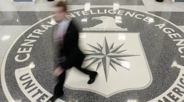 Donald Trump, pus în dificultate de un agent CIA