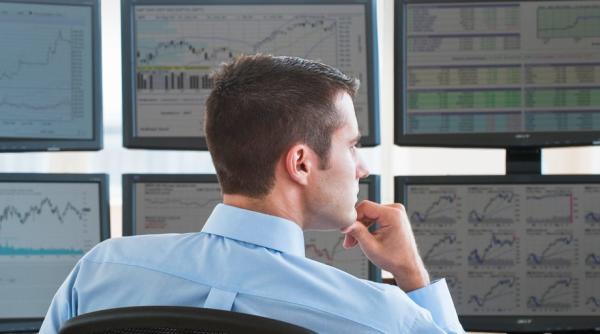 Nimic spectaculos la Bursa București. Indicii, în scădere