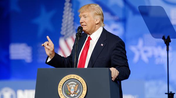 Reacție virulentă a lui Donald Trump după criticile aduse de Mitt Romney