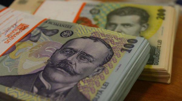 Câştigul salarial mediu nominal net a scăzut. Datele INS