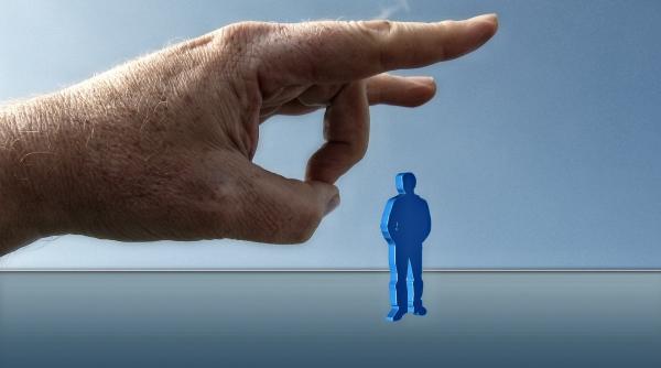 Concedieri masive în sistemul bancar european. Măsuri disperate