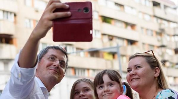 Dan Barna promite autostrăzi şi impozit zero pe salariul minim 