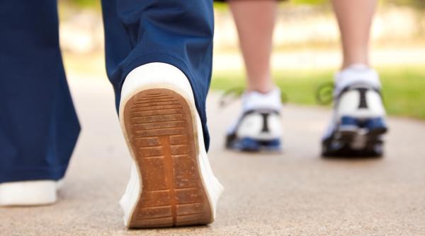 Mersul încet, un semn că starea de sănătate zgârțâie