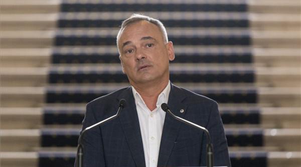 Porno-primarul, reales la conducerea orașului Gyor. Ce va face Viktor Orban