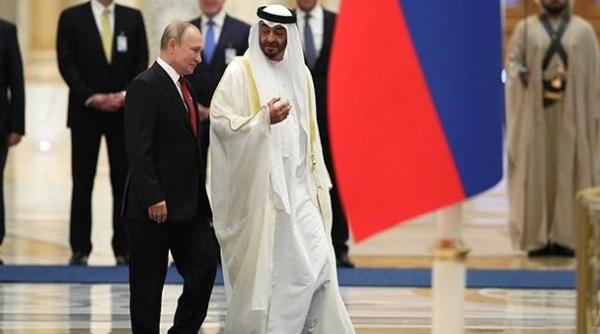 Putin a plecat după bani. Caută miliarde de dolari