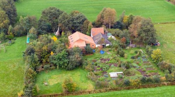 Au trăit nouă ani în beci, așteptând să vină sfârșitul lumii!