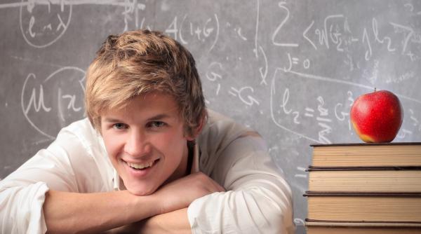 Horoscopul deștepților. Zodiile care caută altfel de răspunsuri