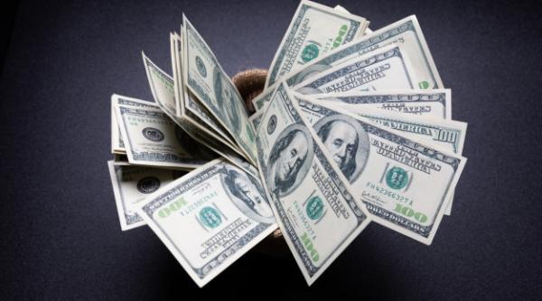 Alegeri prezidenţiale. Cine este cel mai bogat candidat