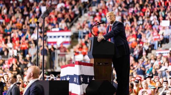 Donald Trump renunţă la proiectul său extrem de criticat 