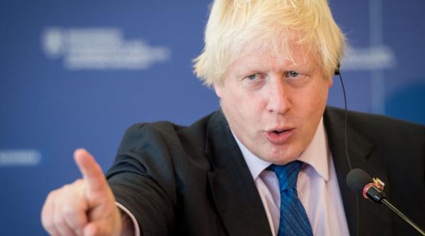 Premierul britanic Boris Johnson a trecut la amenințări