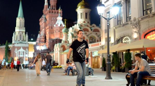 Vremea a luat-o razna! Temperaturi de vară în noiembrie la Moscova