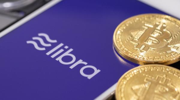 Daniel Dăianu: Criptomonedele vor duce la dispariţia băncilor centrale