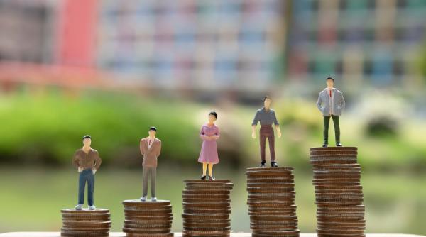 Noi probleme la Legea dării în plată. Ce urmează