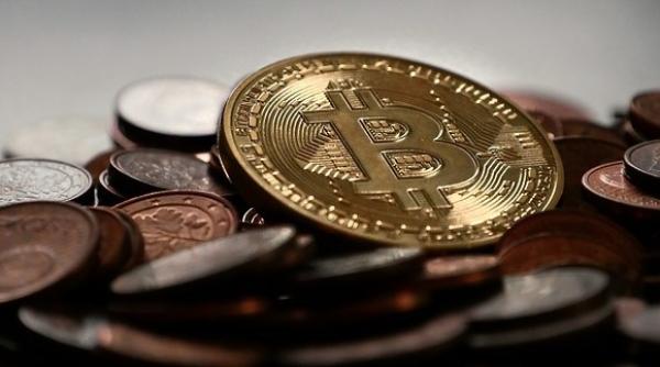 Atac la dolarul american. Țările BRICS vor o criptomonedă comună