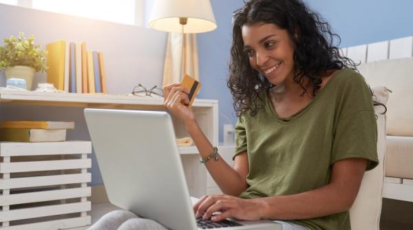 Cumpărăturile online pot da dependență, sindrom care trebuie tratat