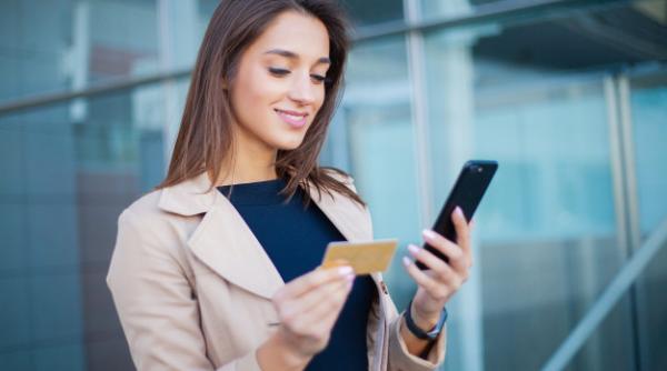 BCR pune la dispoziție clienților Apple Pay