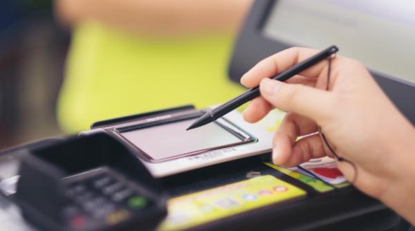 Prima bancă din România care introduce semnătura electronică